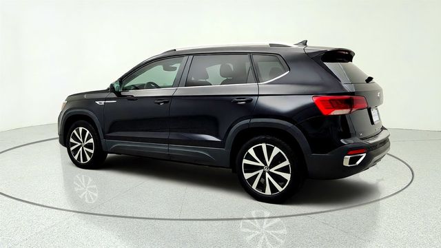 2023 Volkswagen Taos SE 4MOTION w/ Panoramic Sunroof - 23066991 - 6