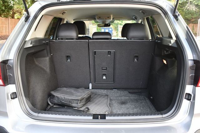 2023 Volkswagen Taos SE FWD - 22910565 - 4