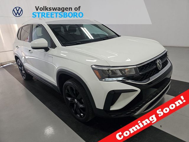 2023 Volkswagen Taos SE FWD - 22972566 - 0