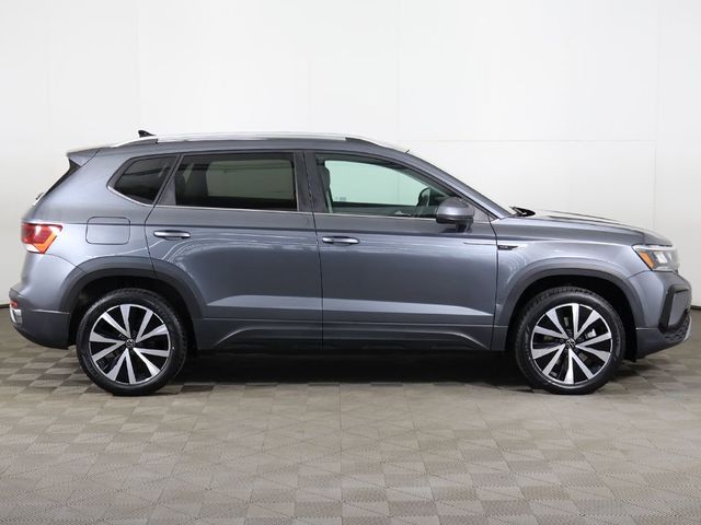 2023 Volkswagen Taos SE FWD - 23031541 - 16
