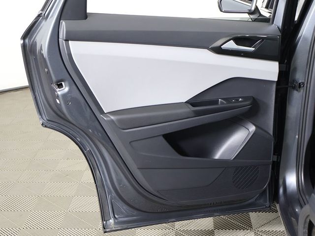 2023 Volkswagen Taos SE FWD - 23031541 - 22