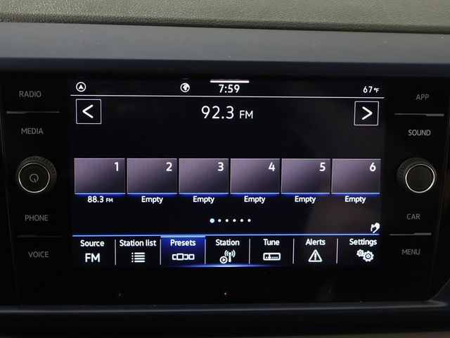 2023 Volkswagen Taos SE FWD - 23031541 - 40