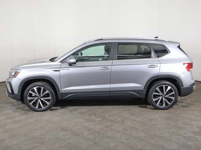 2023 Volkswagen Taos SE FWD - 23072997 - 17