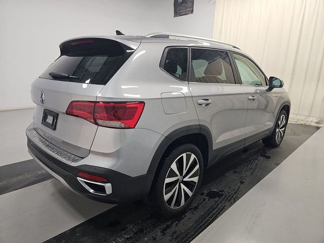 2023 Volkswagen Taos SE FWD - 23072997 - 4