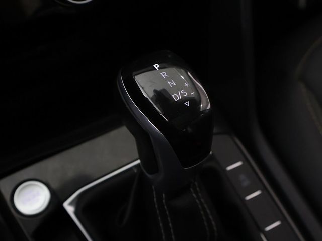 2023 Volkswagen Taos SE FWD - 23065840 - 47