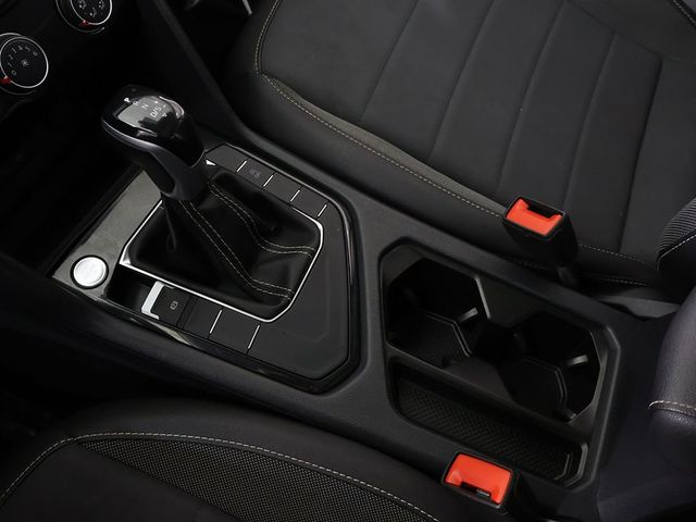 2023 Volkswagen Taos SE FWD - 23065840 - 48