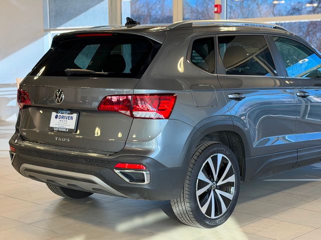2023 Volkswagen Taos SE FWD - 22981369 - 10