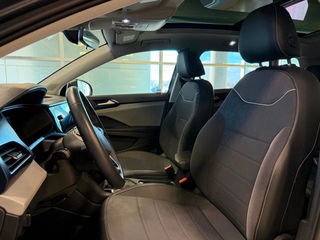 2023 Volkswagen Taos SE FWD - 22981369 - 19