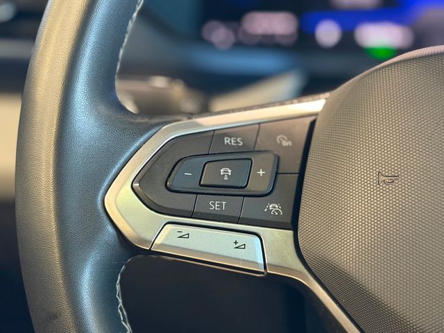 2023 Volkswagen Taos SE FWD - 22981369 - 24