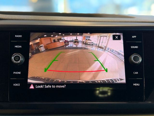 2023 Volkswagen Taos SE FWD - 22981369 - 28