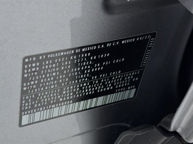 2023 Volkswagen Taos SE FWD - 23039514 - 31