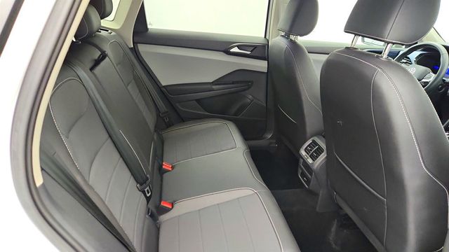 2023 Volkswagen Taos SE FWD - 23013549 - 22
