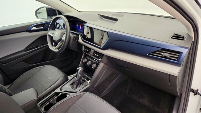 2023 Volkswagen Taos SE FWD - 23013549 - 24