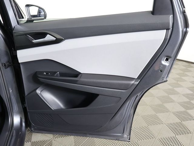2023 Volkswagen Taos SEL 4MOTION - 23045596 - 28