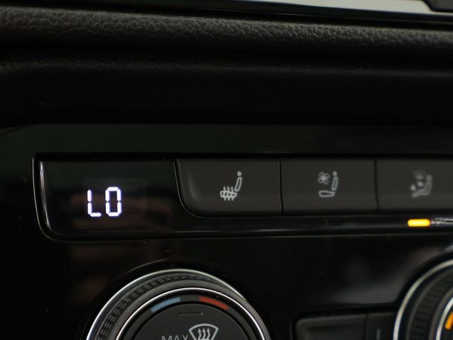 2023 Volkswagen Taos SEL 4MOTION - 23045596 - 51
