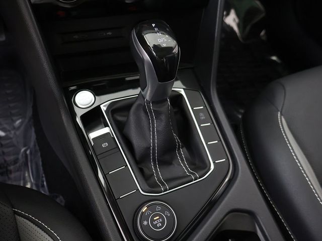 2023 Volkswagen Taos SEL 4MOTION - 23045596 - 52