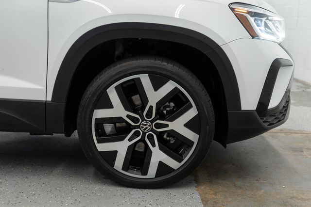 2023 Volkswagen Taos SEL 4MOTION - 23095298 - 34