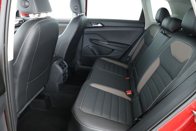 2023 Volkswagen Taos SEL 4MOTION - 22928678 - 17