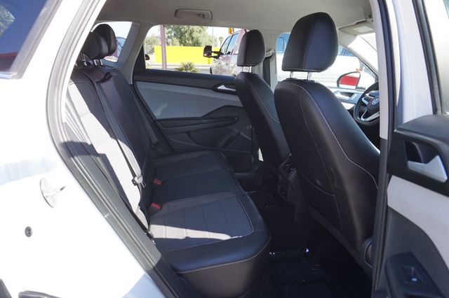 2023 Volkswagen Taos SE, PREMIUM WHEELS, CLOTH SEATS, ROOF RACK, BLUETOOTH - 23097682 - 18