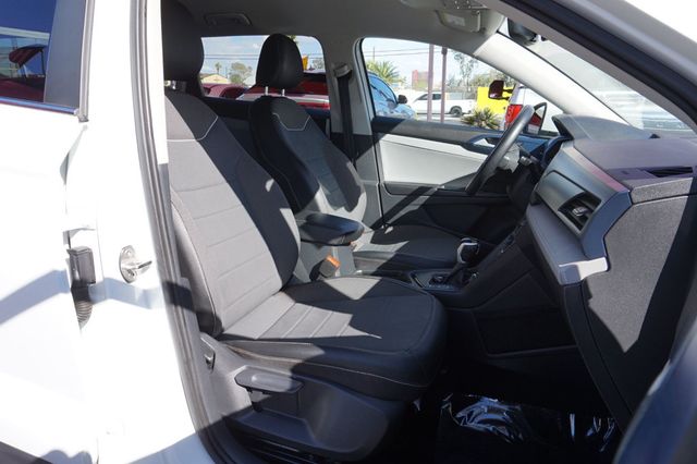 2023 Volkswagen Taos SE, PREMIUM WHEELS, CLOTH SEATS, ROOF RACK, BLUETOOTH - 23097682 - 20