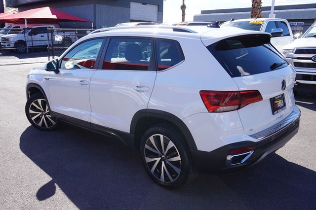 2023 Volkswagen Taos SE, PREMIUM WHEELS, CLOTH SEATS, ROOF RACK, BLUETOOTH - 23097682 - 3