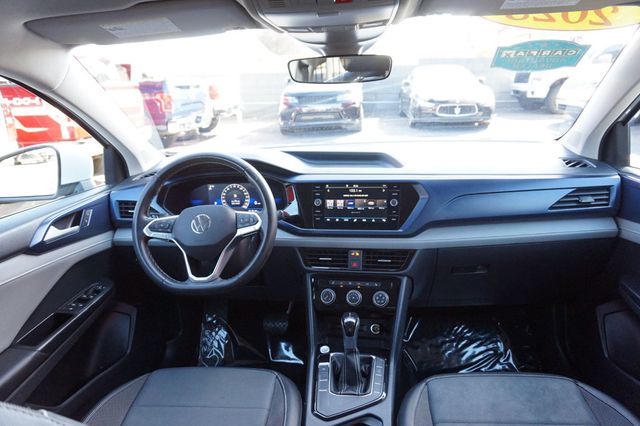 2023 Volkswagen Taos SE, PREMIUM WHEELS, CLOTH SEATS, ROOF RACK, BLUETOOTH - 23097682 - 41