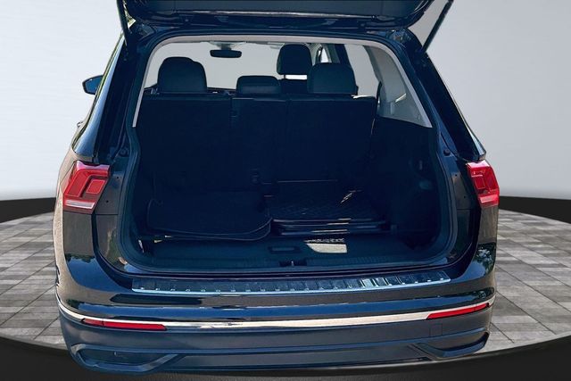 2023 Volkswagen Tiguan 2.0T SE 4MOTION - 23052806 - 35