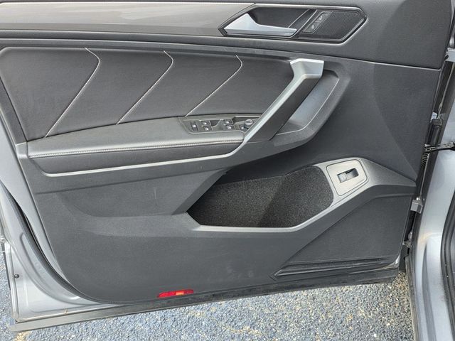 2023 Volkswagen Tiguan 2.0T SE FWD - 22994604 - 30