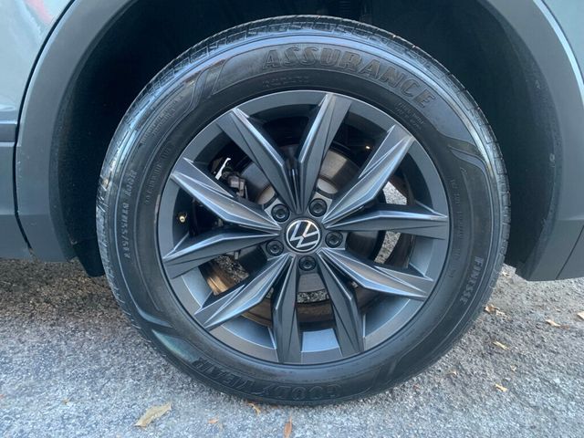 2023 Volkswagen Tiguan 2.0T SE FWD - 22966292 - 18
