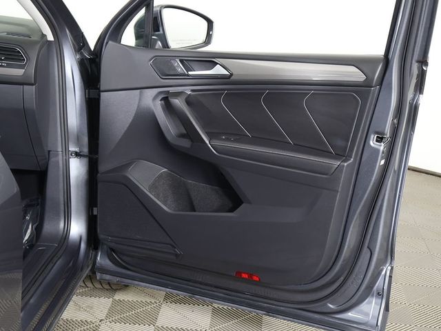 2023 Volkswagen Tiguan 2.0T SE FWD - 23000821 - 24