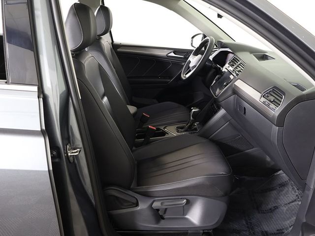 2023 Volkswagen Tiguan 2.0T SE FWD - 23000821 - 32