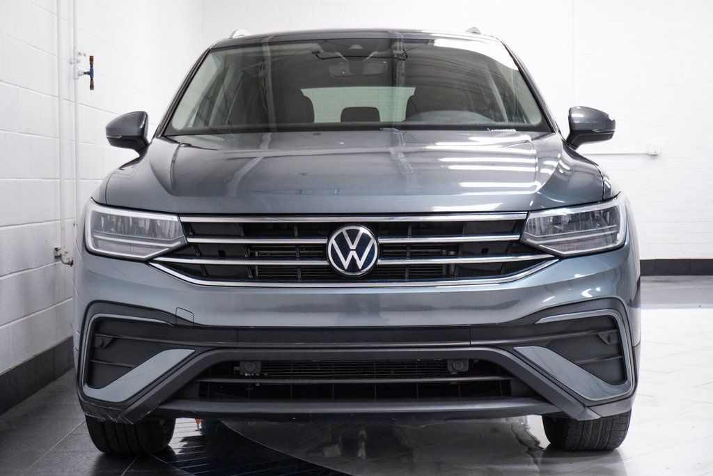2023 Volkswagen Tiguan SE photo 11