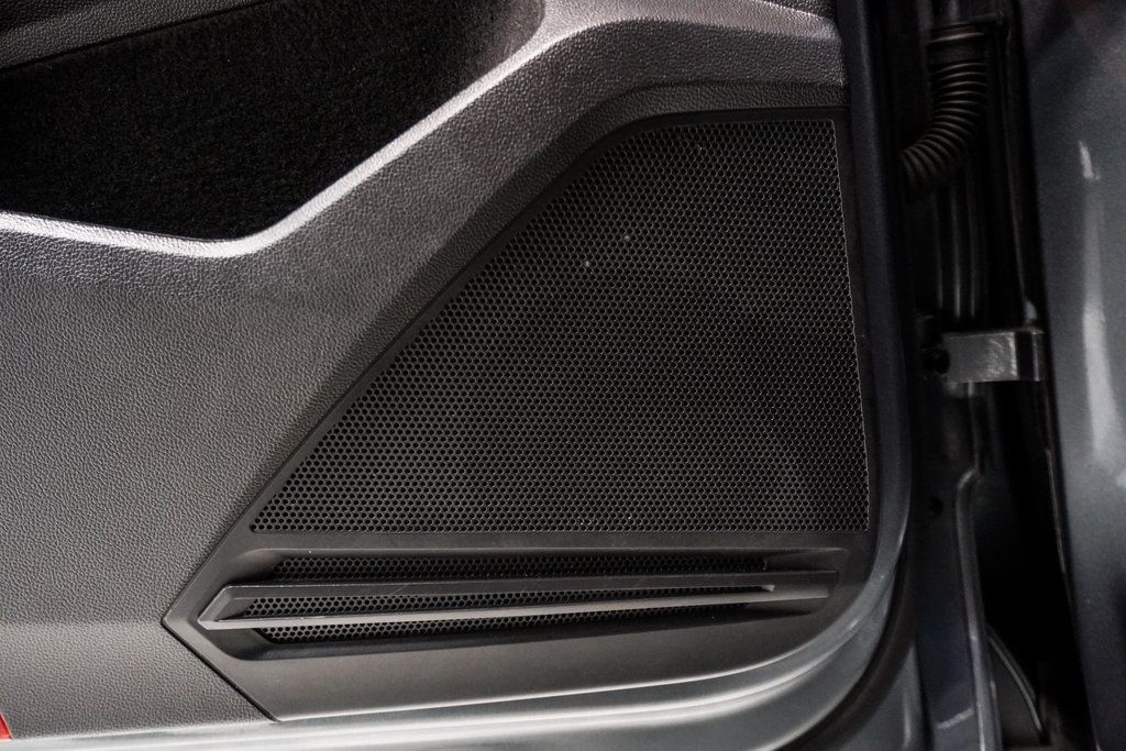 2023 Volkswagen Tiguan SE photo 19