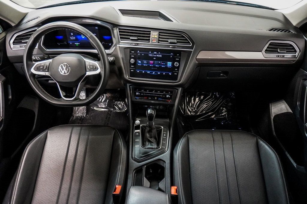 2023 Volkswagen Tiguan SE photo 24