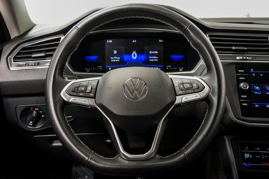 2023 Volkswagen Tiguan SE photo 26
