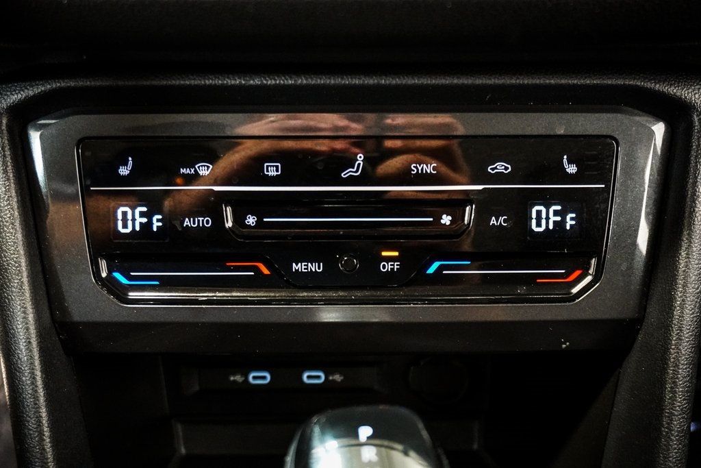 2023 Volkswagen Tiguan SE photo 37