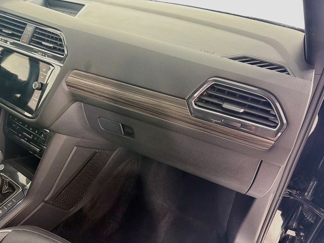 2023 Volkswagen Tiguan 2.0T SEL R-Line 4MOTION - 23049670 - 29