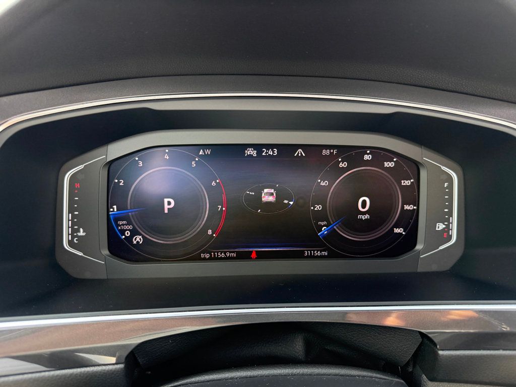 2023 Volkswagen Tiguan SEL R-Line Black photo 13