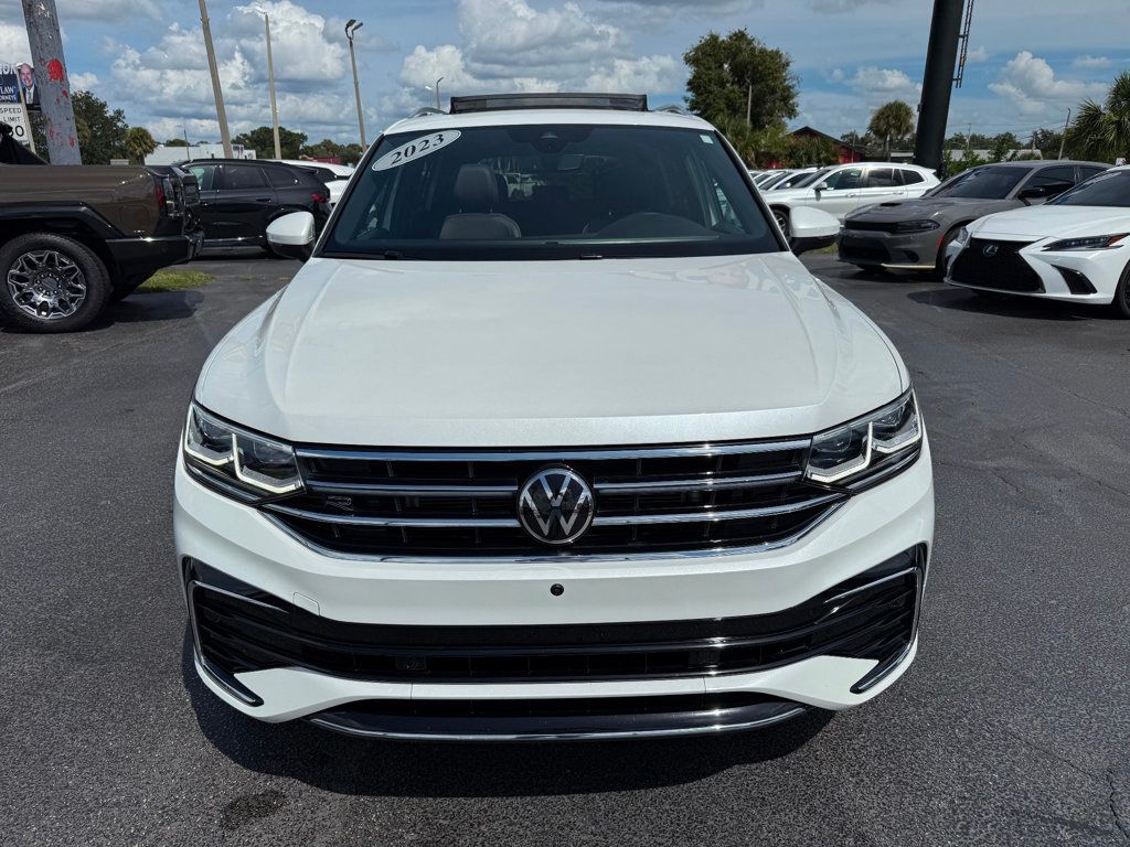 2023 Volkswagen Tiguan SEL R-Line Black photo 2
