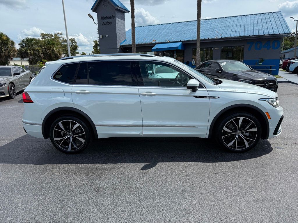 2023 Volkswagen Tiguan SEL R-Line Black photo 4
