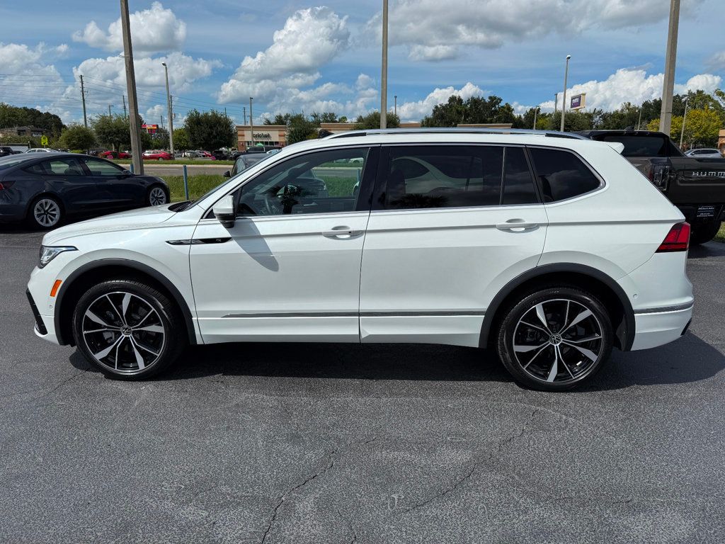 2023 Volkswagen Tiguan SEL R-Line Black photo 8