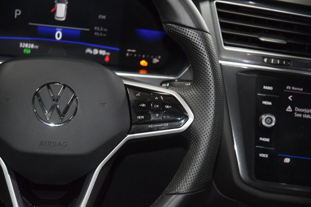 2023 Volkswagen Tiguan 2.0T SE R-Line Black 4MOTION - 23031637 - 34