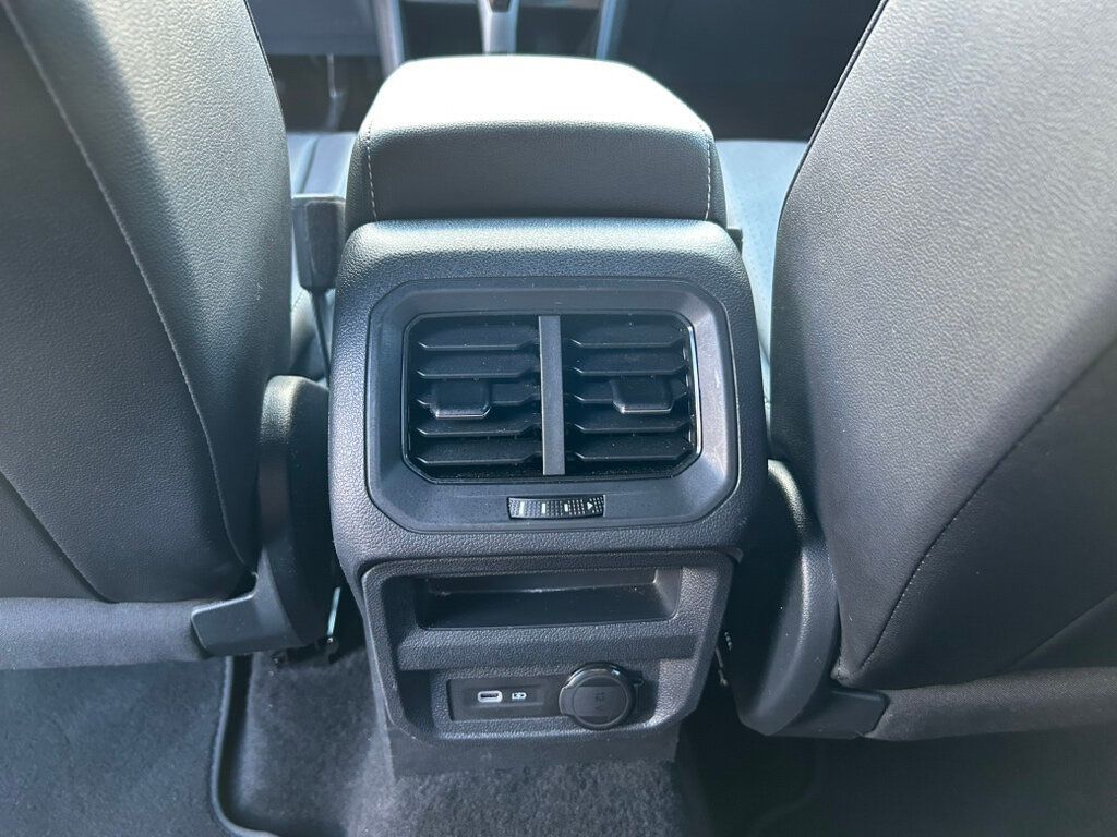 2023 Volkswagen Tiguan SE R-Line Black photo 14