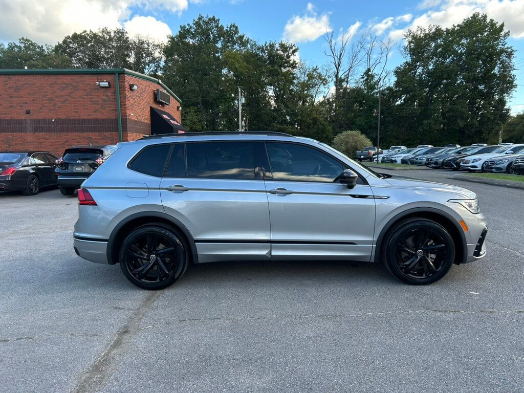 2023 Volkswagen Tiguan SE R-Line Black photo 4