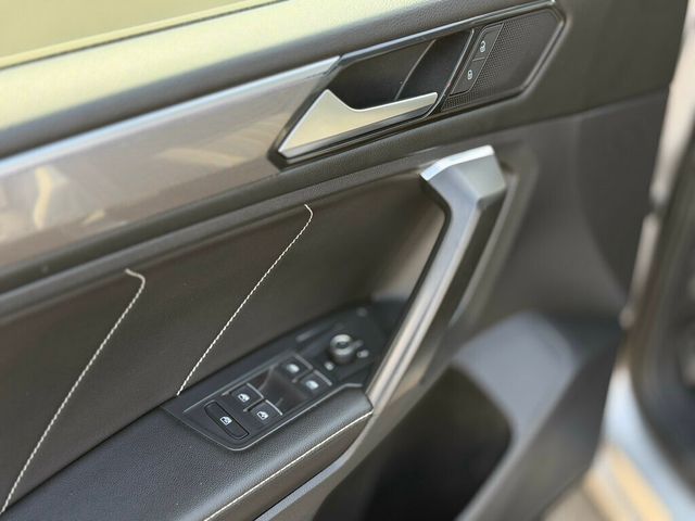 2023 Volkswagen Tiguan 2.0T SE R-Line Black 4MOTION - 22984428 - 14