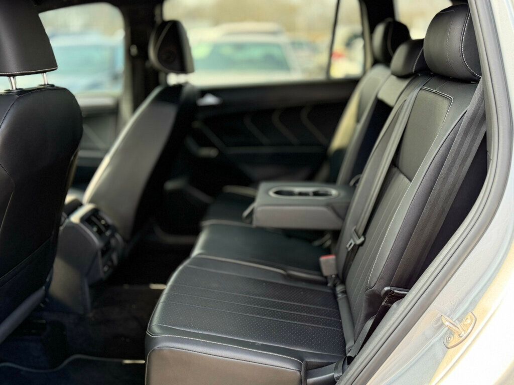 2023 Volkswagen Tiguan 2.0T SE R-Line Black 4MOTION - 22984428 - 17
