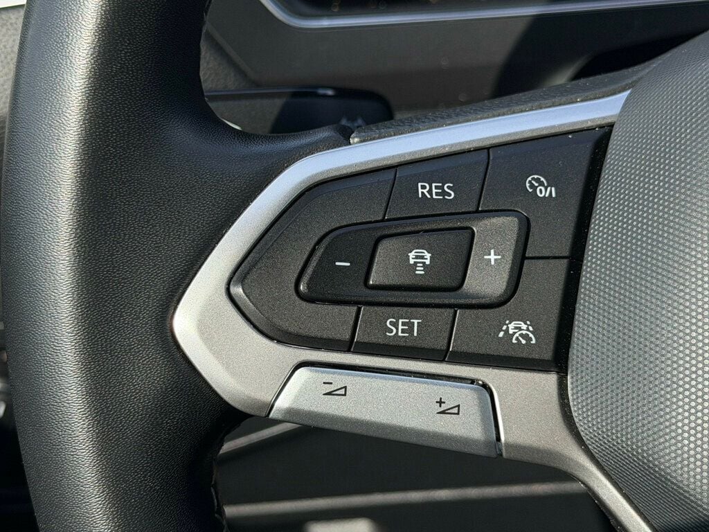 2023 Volkswagen Tiguan 2.0T SE R-Line Black 4MOTION - 22984428 - 27