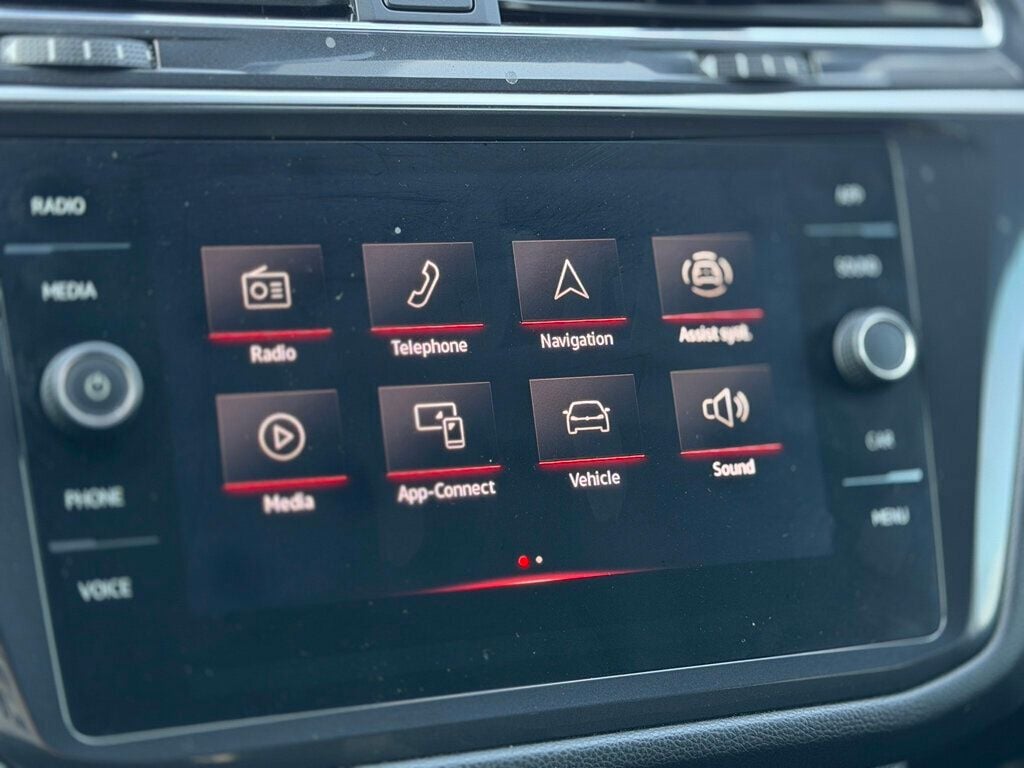 2023 Volkswagen Tiguan 2.0T SE R-Line Black 4MOTION - 22984428 - 33