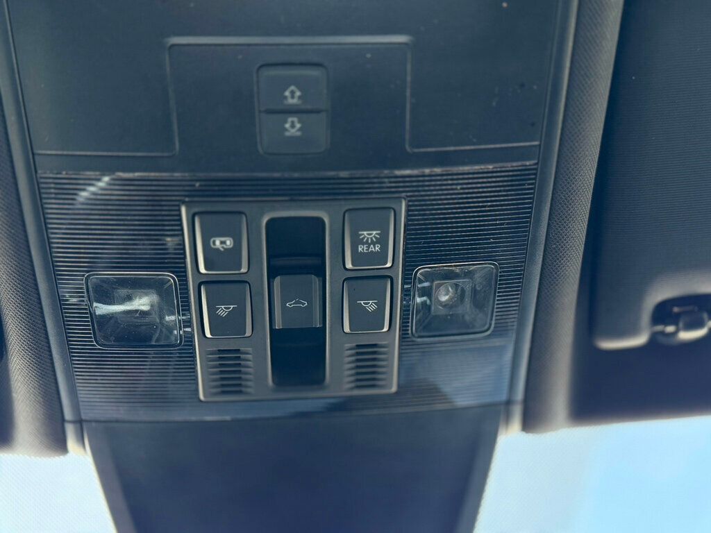 2023 Volkswagen Tiguan 2.0T SE R-Line Black 4MOTION - 22984428 - 36