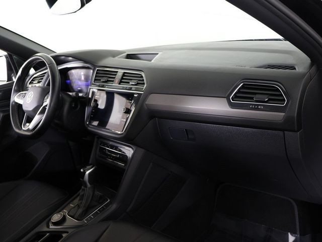2023 Volkswagen Tiguan 2.0T SE R-Line Black 4MOTION - 22943636 - 28